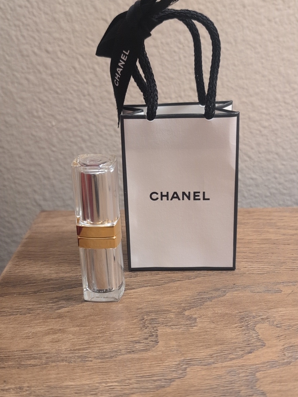 CHANEL Rouge Fétiche Lipstick 31 Le Rouge - Picture 5 of 5